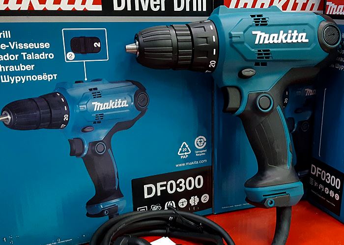 Máy vặn vít và khoan Makita DF0300