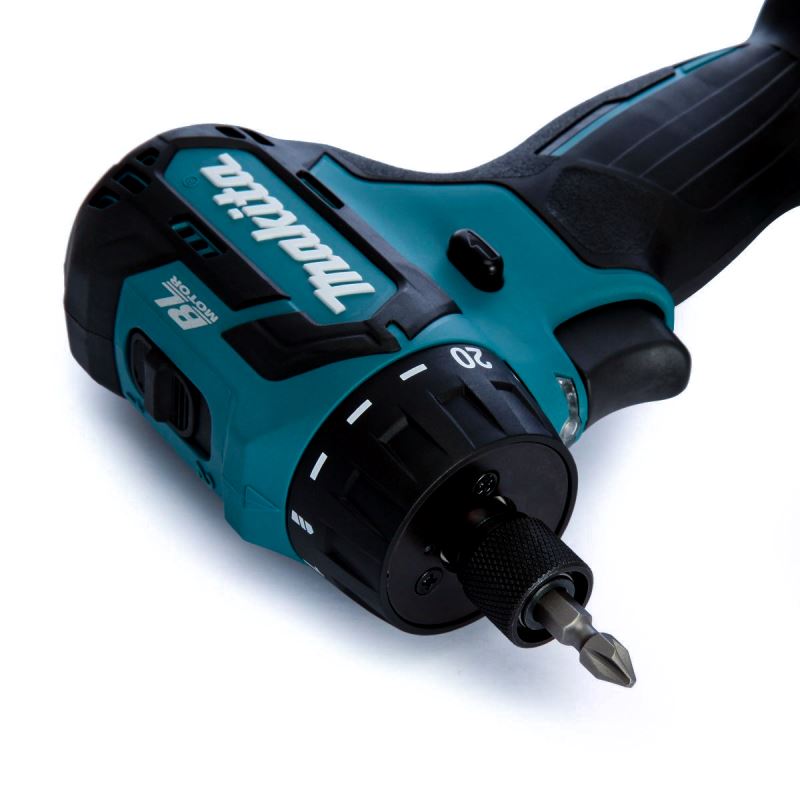 Máy khoan vặn vít Makita DF032DSAE dùng pin 12V