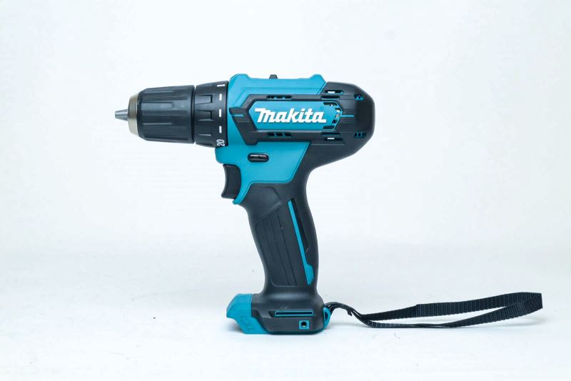Máy khoan và vặn vít Makita DF333DZ dùng pin ( solo )
