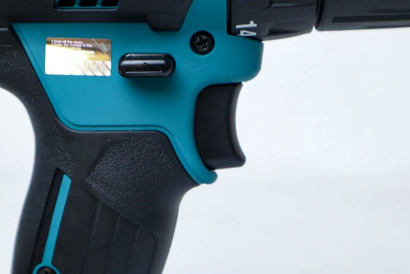 Máy khoan và vặn vít Makita DF333DZ dùng pin ( solo )