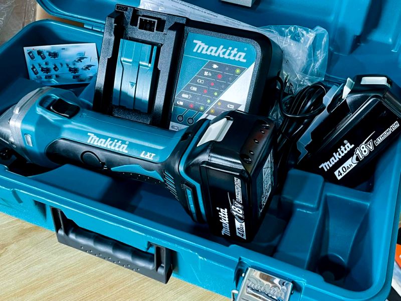 Máy mài góc Makita DGA402RME chạy pin