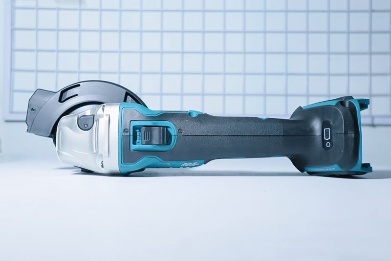 Máy mài góc Makita DGA506Z dùng pin (18V solo)