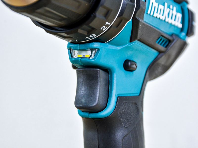 Máy khoan búa Makita DHP482RFE chạy pin 18V