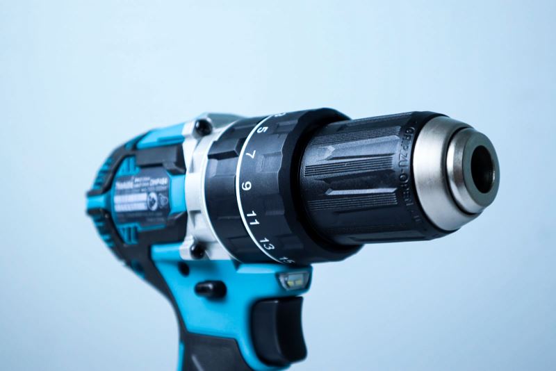 Máy khoan búa Makita DHP484RFE chạy pin (18V)