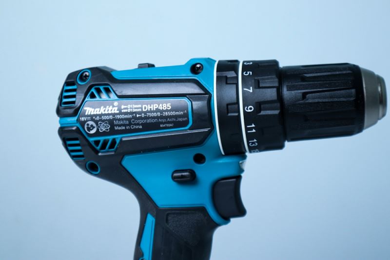 Máy khoan động lực Makita DHP485SFE dùng Pin