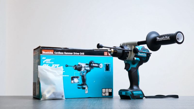 Máy khoan động lực Makita DHP486RTE dùng pin 18V