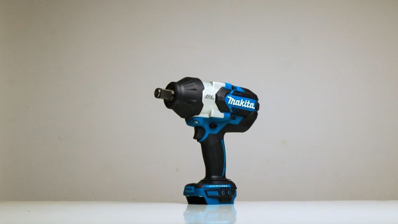 Máy siết bu lông Makita DTW1001Z dùng pin 18V (solo)