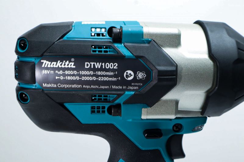 Máy siết bu lông Makita DTW1002Z dùng pin 18V (solo)