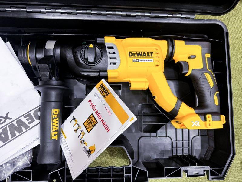 Máy khoan bê tông DeWalt DCH263P1 dùng pin 20V Max