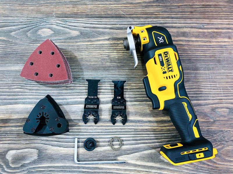 Máy cắt cầm tay 20V Dewalt DCS356P2