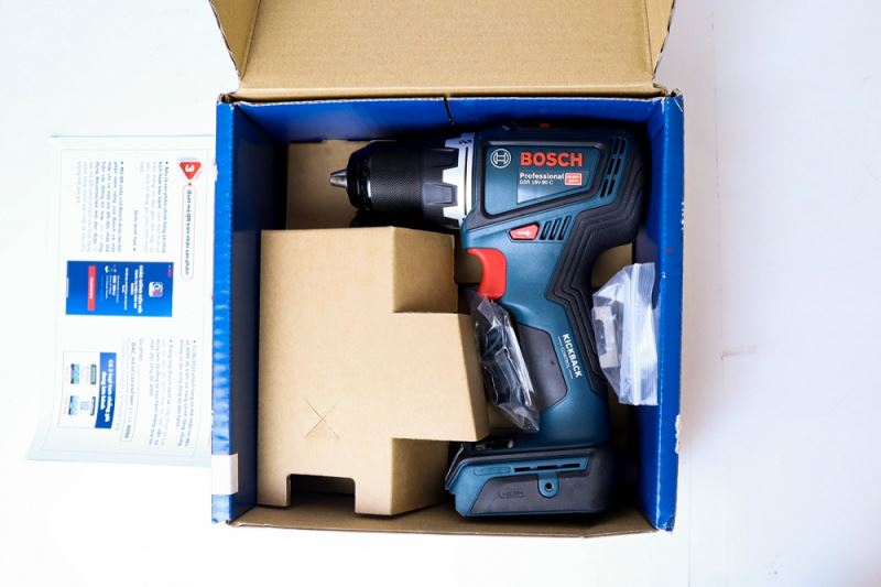 Máy khoan pin 18V Bosch GSR 18V-90 C (solo)