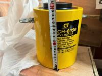 Kích thủy lực rỗng tâm 60 tấn RCH-6050