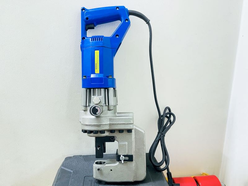 Máy đột lỗ thủy lực MHP 20